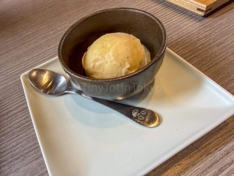 ice cream with kids meal at hosa in nagoya